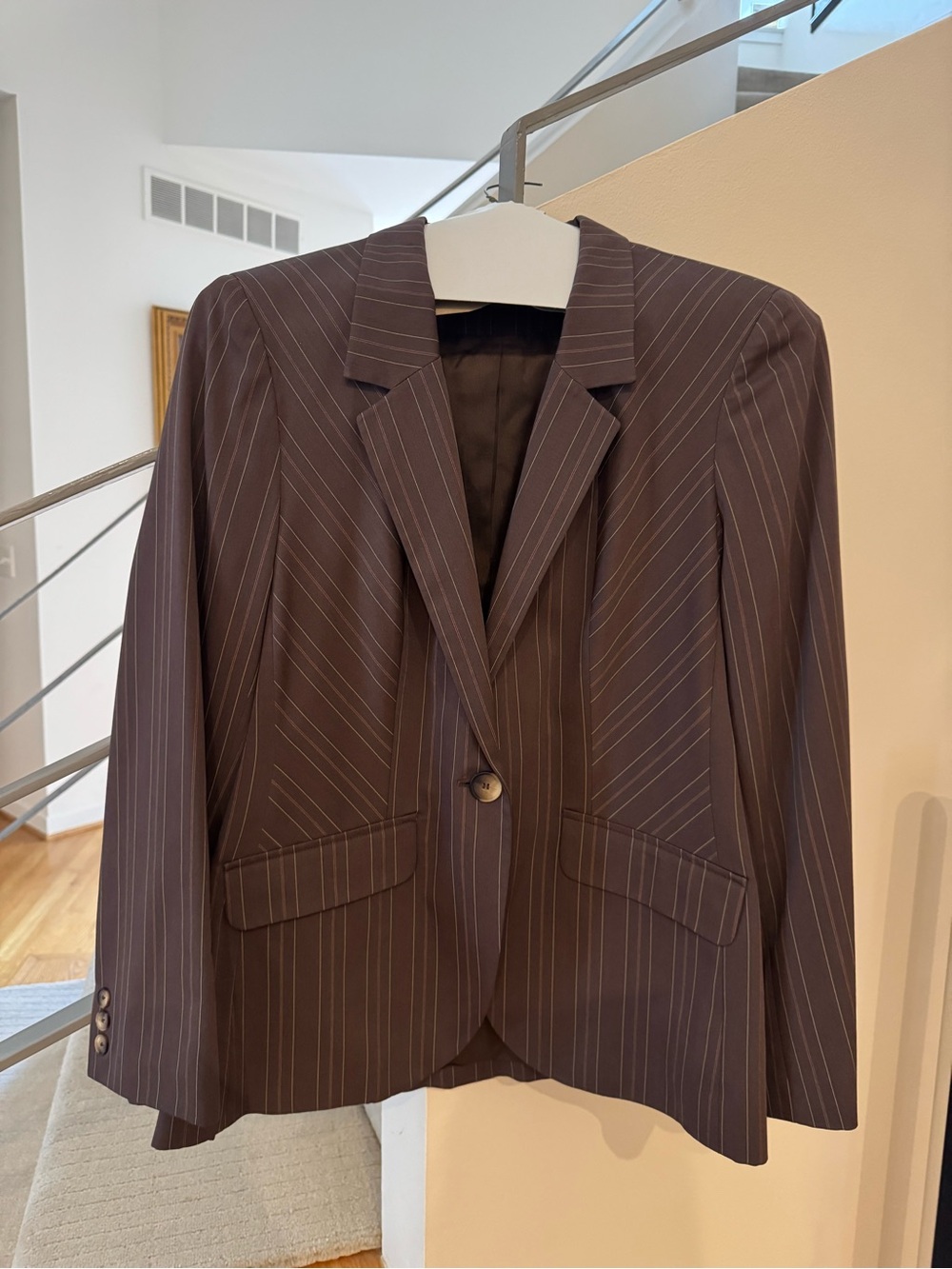 AK Anne Klein Stretch Pinstripe 2pc Pant Suit Chocolate Brown Chevron Size 12